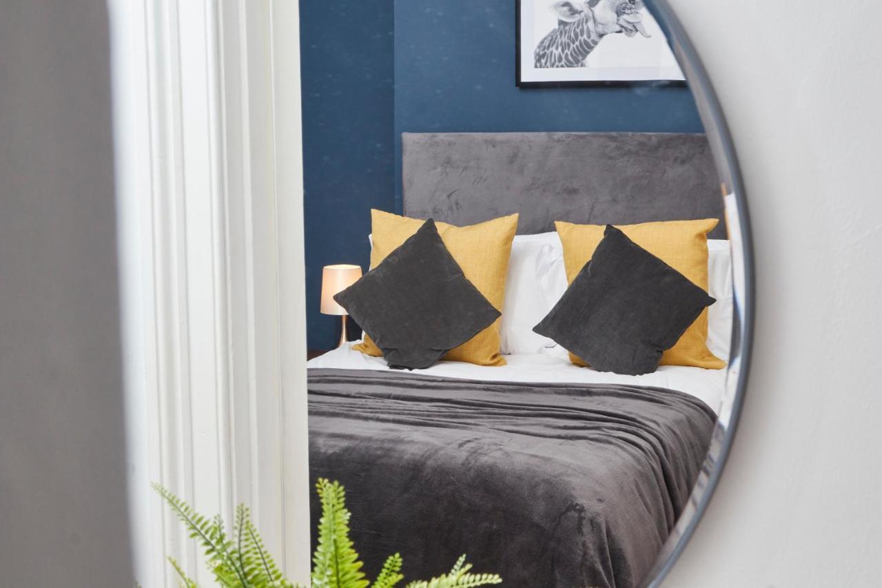 5 Bed House In Leamington Spa Perfect For Contractors With 7 Beds By Purestay - 14 Night Min! Esterno foto
