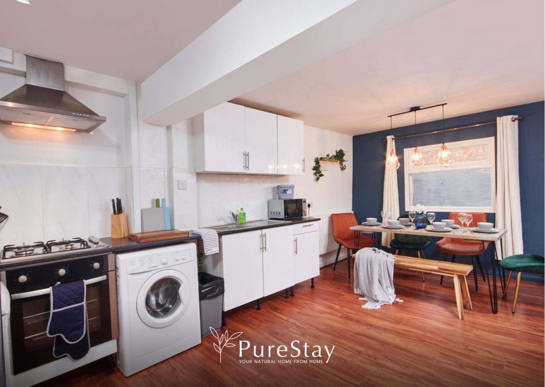 5 Bed House In Leamington Spa Perfect For Contractors With 7 Beds By Purestay - 14 Night Min! Esterno foto